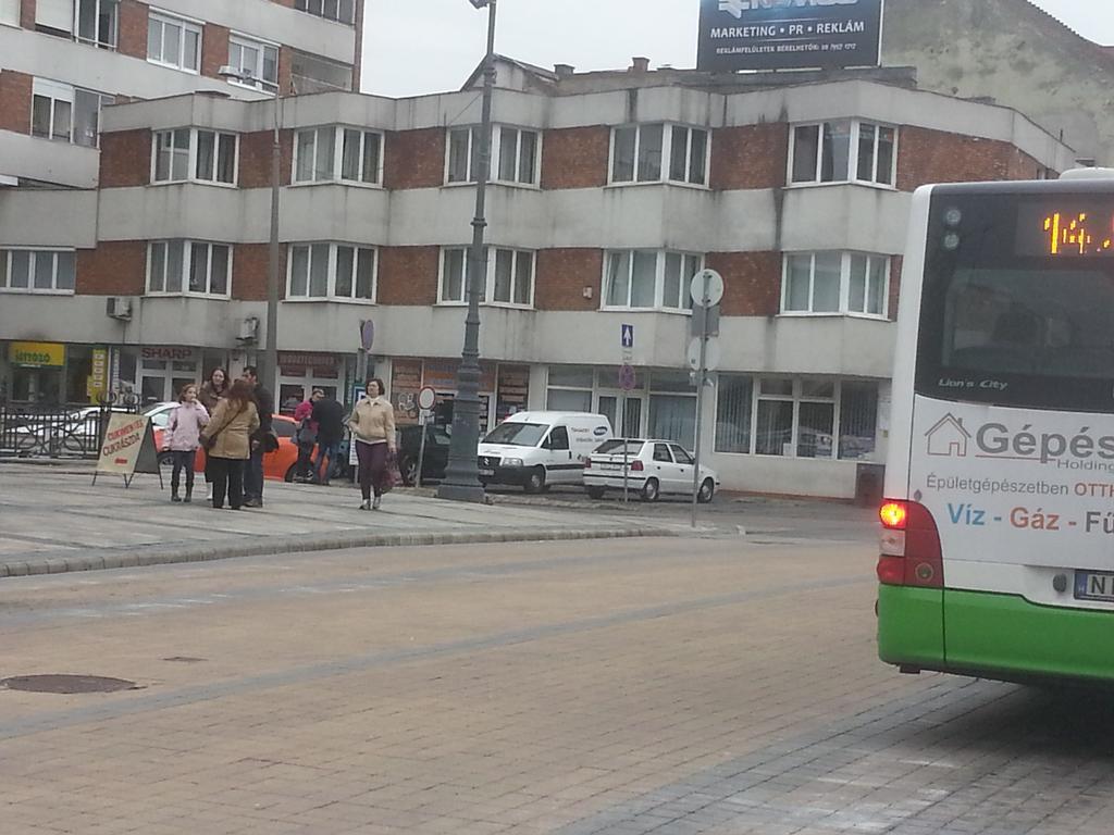 Szinva Apartman Miskolc Bagian luar foto